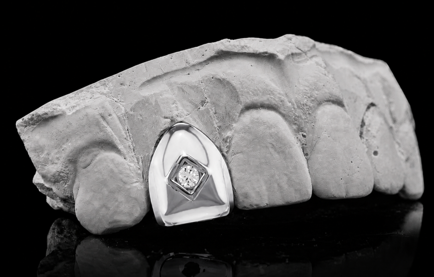 Silver Single Centered Diamond Grillz Tooth Cap
