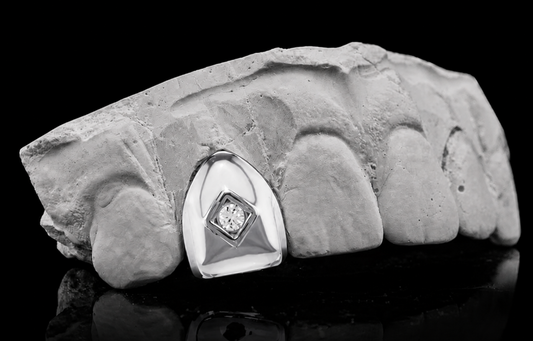 Silver Single Centered Diamond Grillz Tooth Cap